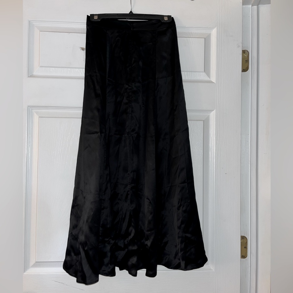 💕& Other Stories | Black Viscose skirt